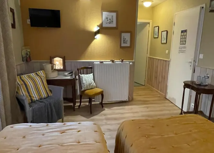 Отель Nuit Paisible Au Col De Neronne *