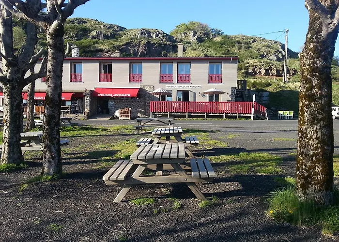 Отель Nuit Paisible Au Col De Neronne *
